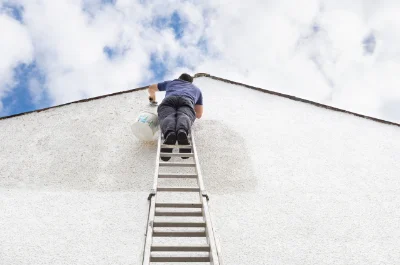 Peinture extérieure à Lolme — façades et ravalement